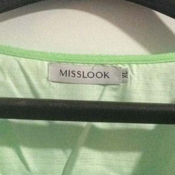 Blouse - Picture 2 of 4